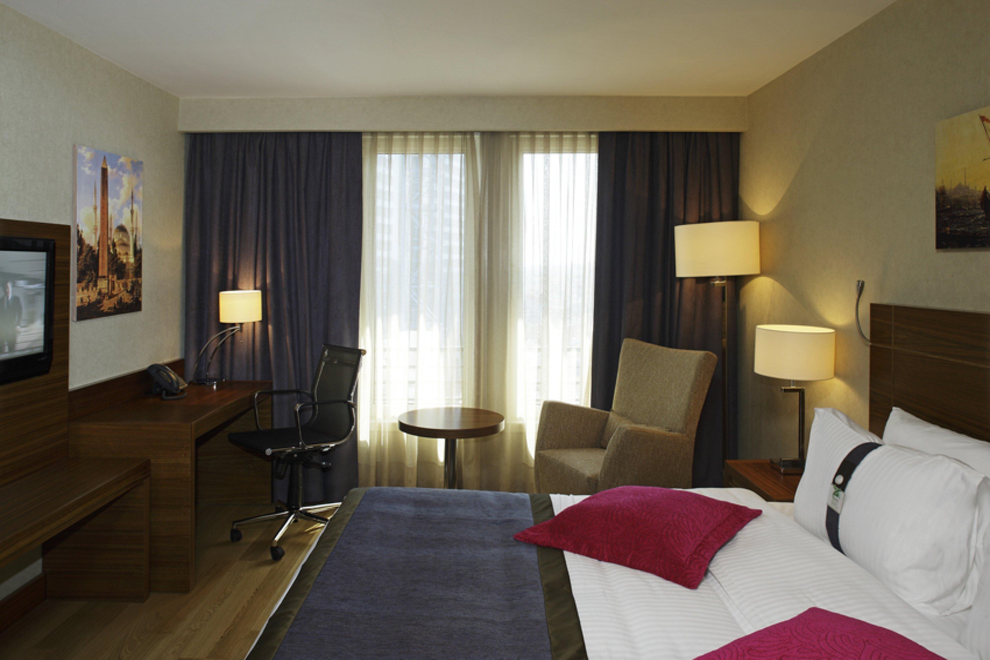 Holiday Inn Sisli By Ihg Provincia di Provincia di Istanbul Esterno foto