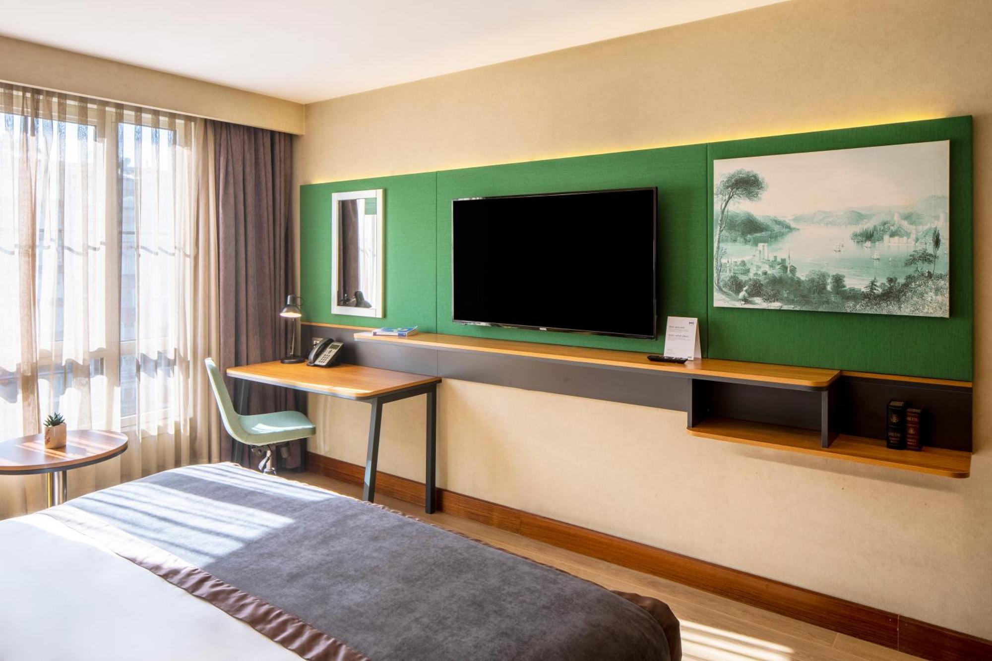 Holiday Inn Sisli By Ihg Provincia di Provincia di Istanbul Esterno foto