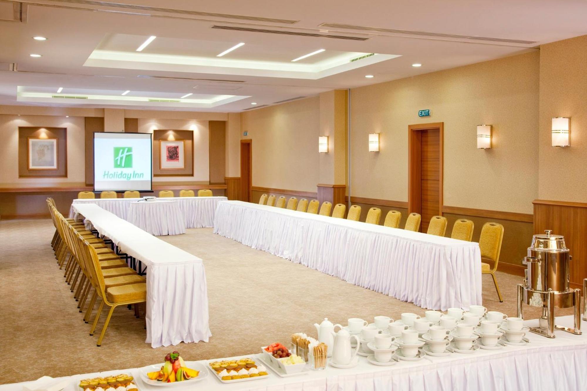 Holiday Inn Sisli By Ihg Provincia di Provincia di Istanbul Esterno foto